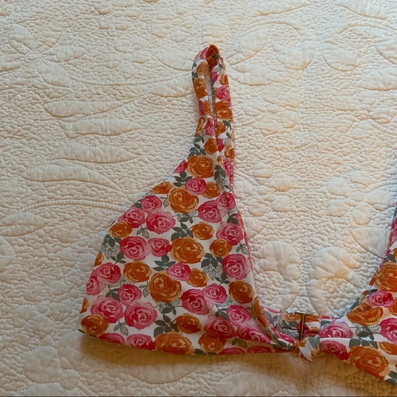 BIKINI TOP, Size S - Picture 8 of 8